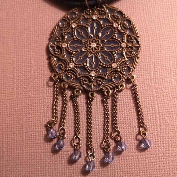 Bronze tone pendant on cord 🔥🧱 - Picture 2 of 6